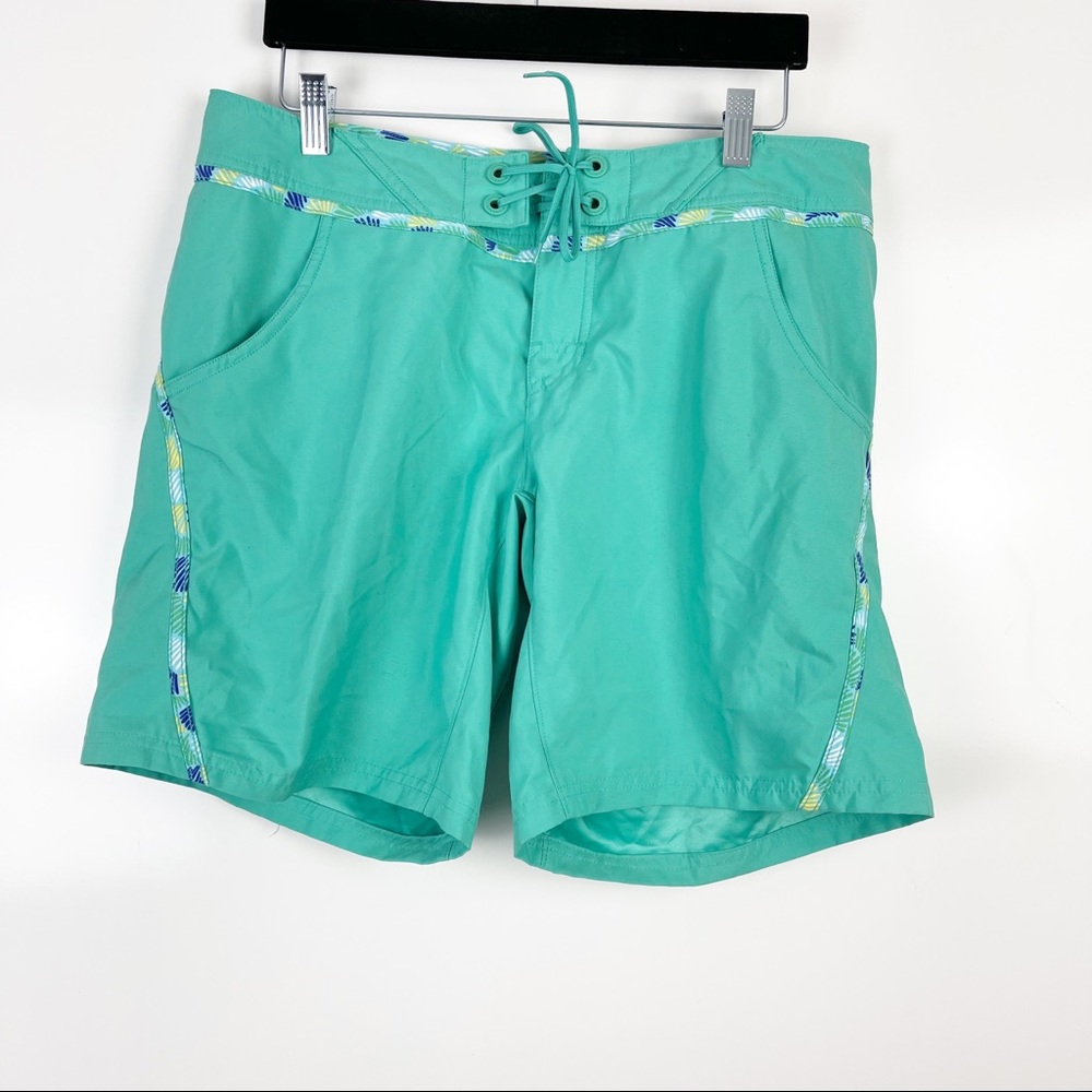 Columbia PFG Omni Shade Board Shorts Sz 12